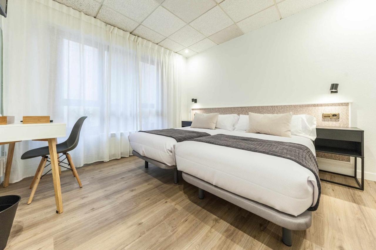 Auditorio Rooms Boutique Oviedo Bagian luar foto