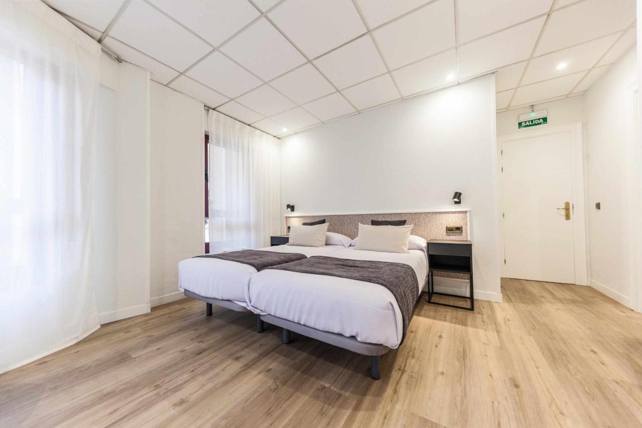 Auditorio Rooms Boutique Oviedo Bagian luar foto