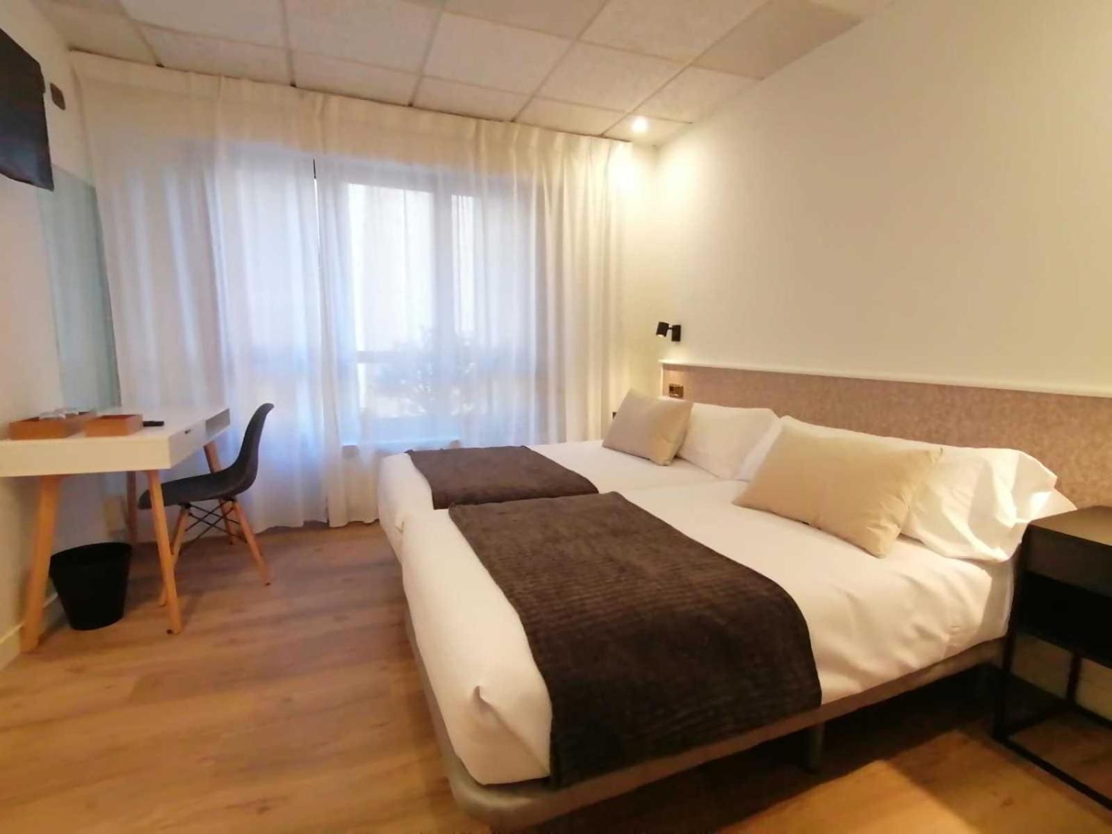 Auditorio Rooms Boutique Oviedo Bagian luar foto