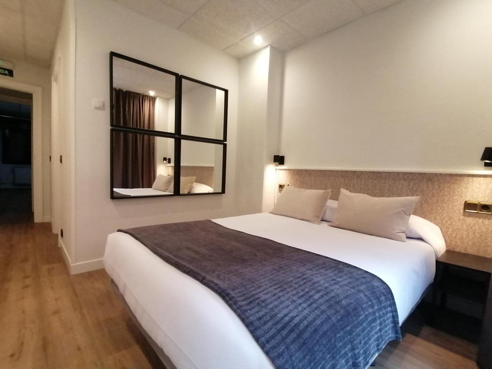Auditorio Rooms Boutique Oviedo Bagian luar foto